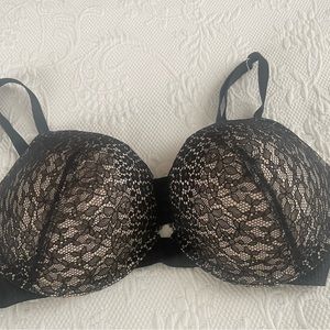 Victoria’s Secret Lace Push-up Bra 36D